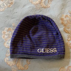 Beanie Guess hat